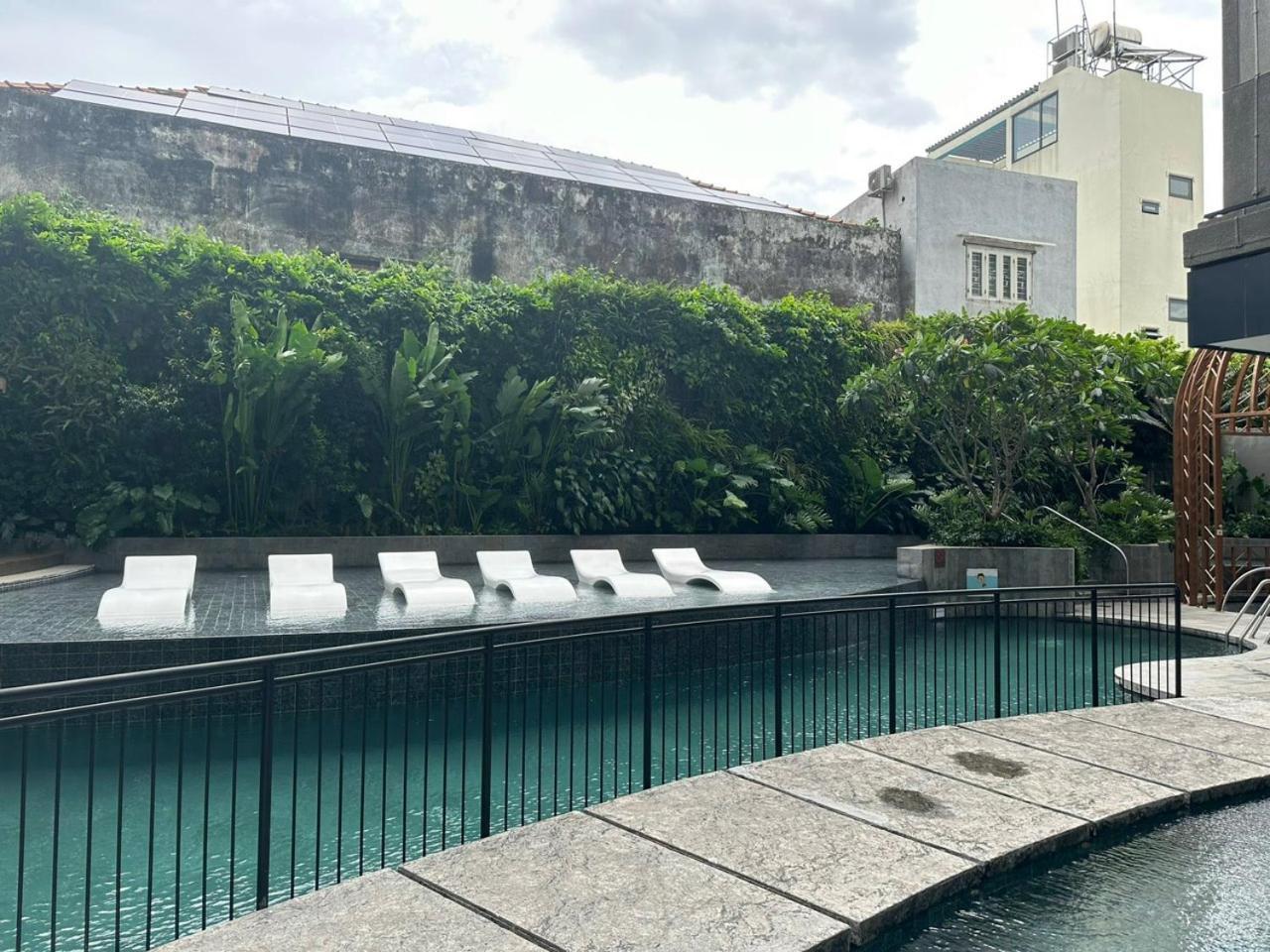Luxury 2 Or 3Br Apartment In Dist 1 N Pool, Gym, Airport Pickup مدينة هوشي منه المظهر الخارجي الصورة