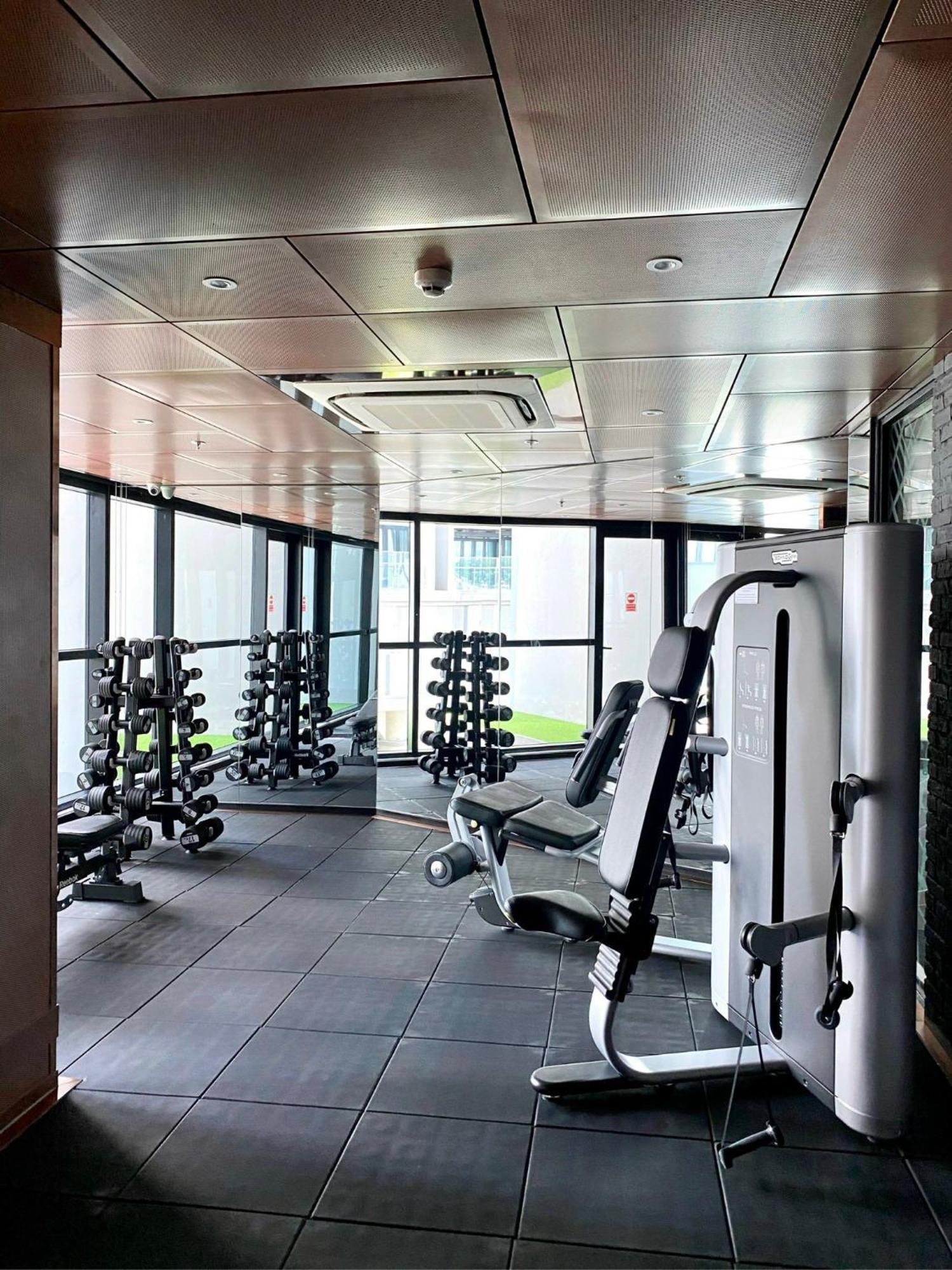 Luxury 2 Or 3Br Apartment In Dist 1 N Pool, Gym, Airport Pickup مدينة هوشي منه المظهر الخارجي الصورة